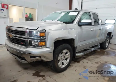 2015 Chevrolet Silverado 1500 2Lt z USA, uszkodzony, nr VIN 1GCVKREC9FZ374425